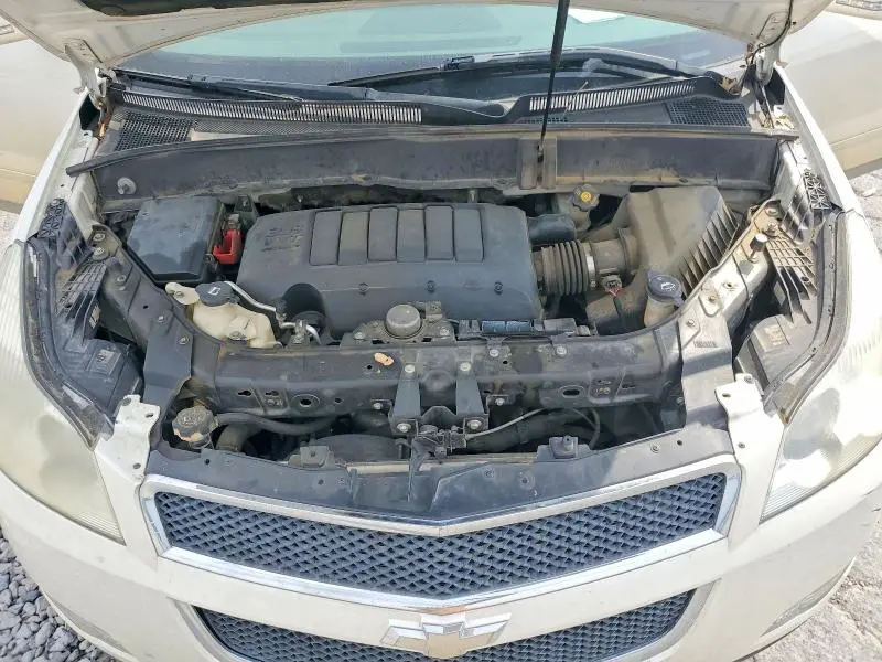 2011 CHEVROLET TRAVERSE LT  
