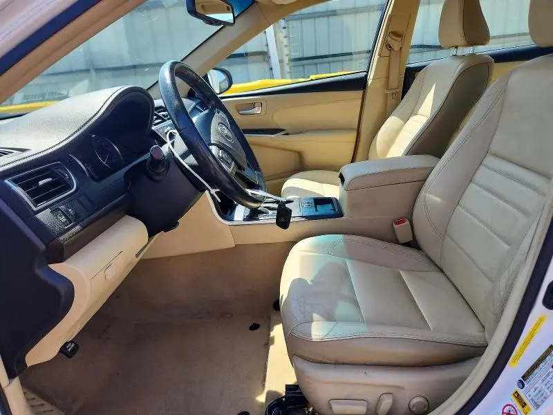 2017 TOYOTA CAMRY XLE  