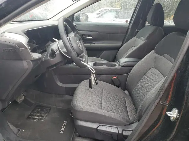 2025 NISSAN KICKS SV  
