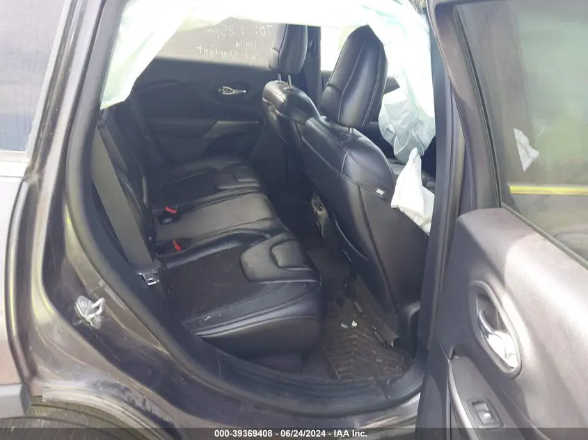 2019 JEEP CHEROKEE LATITUDE PLUS 4X4