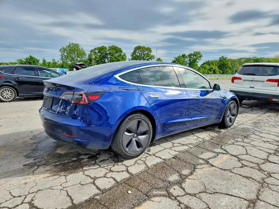 2019 TESLA MODEL 3   