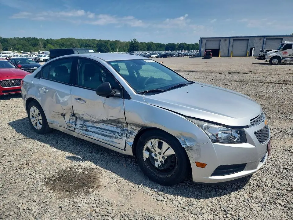 2014 CHEVROLET CRUZE   