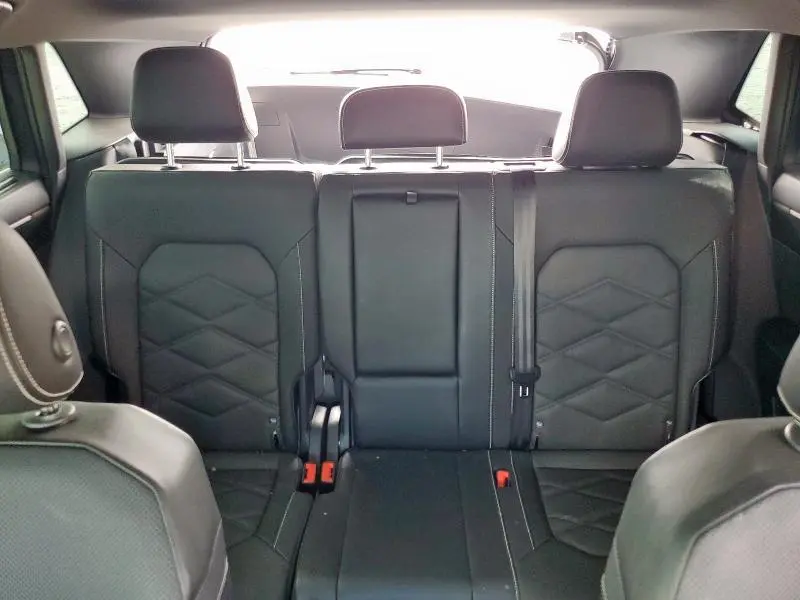 2025 VOLKSWAGEN ATLAS CROSS SPORT SE  