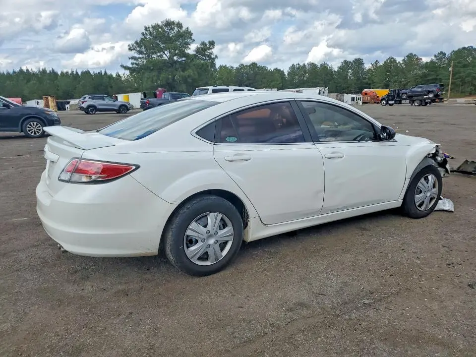 2011 MAZDA 6 I  