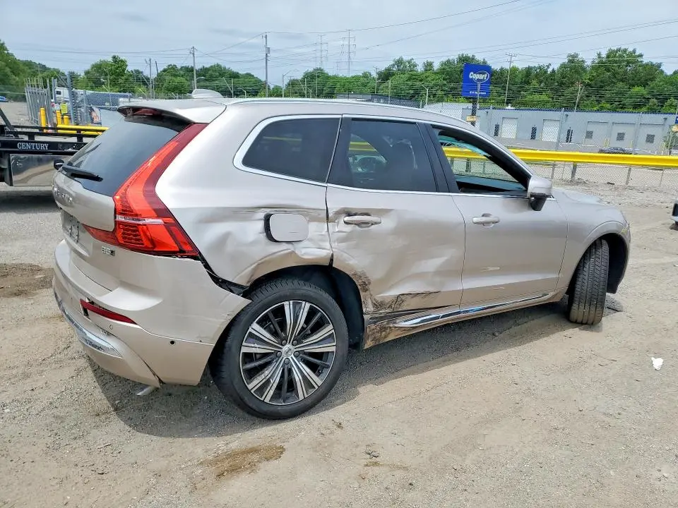 2023 VOLVO XC60 ULTIMATE  