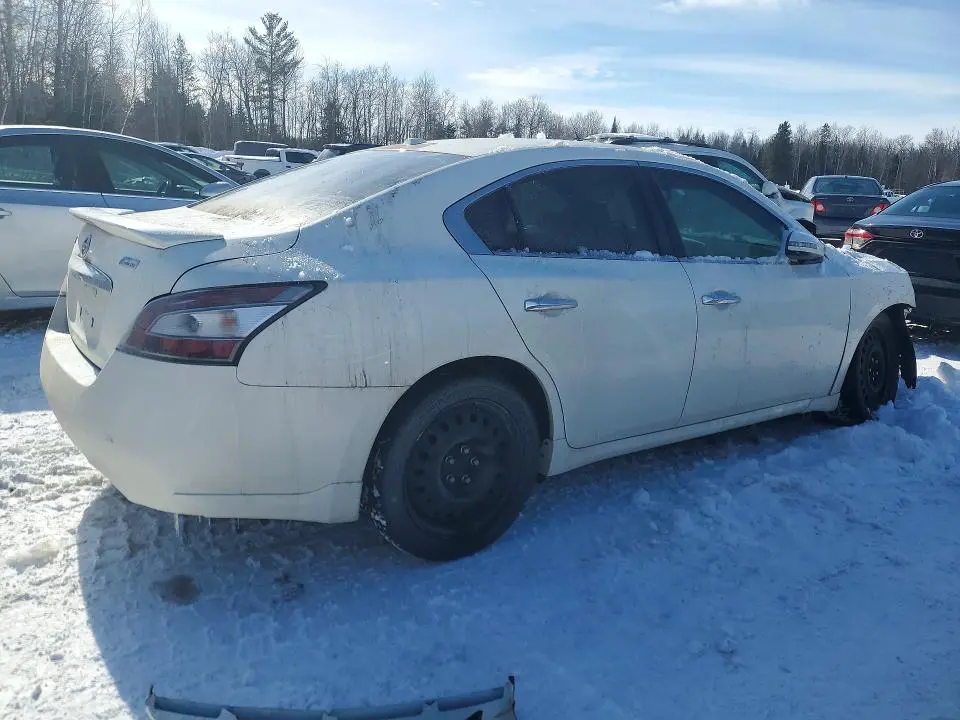 2012 NISSAN MAXIMA S  