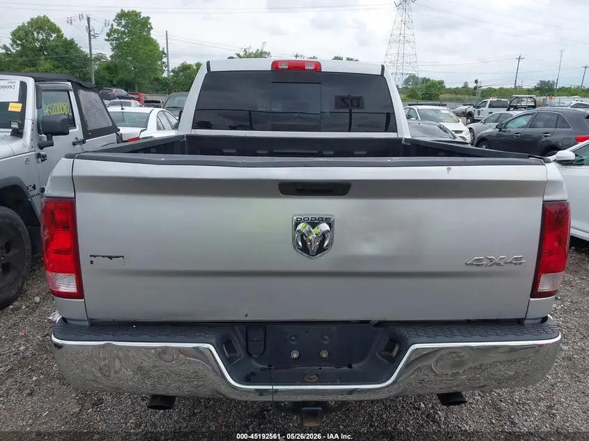 2016 RAM 1500 SLT