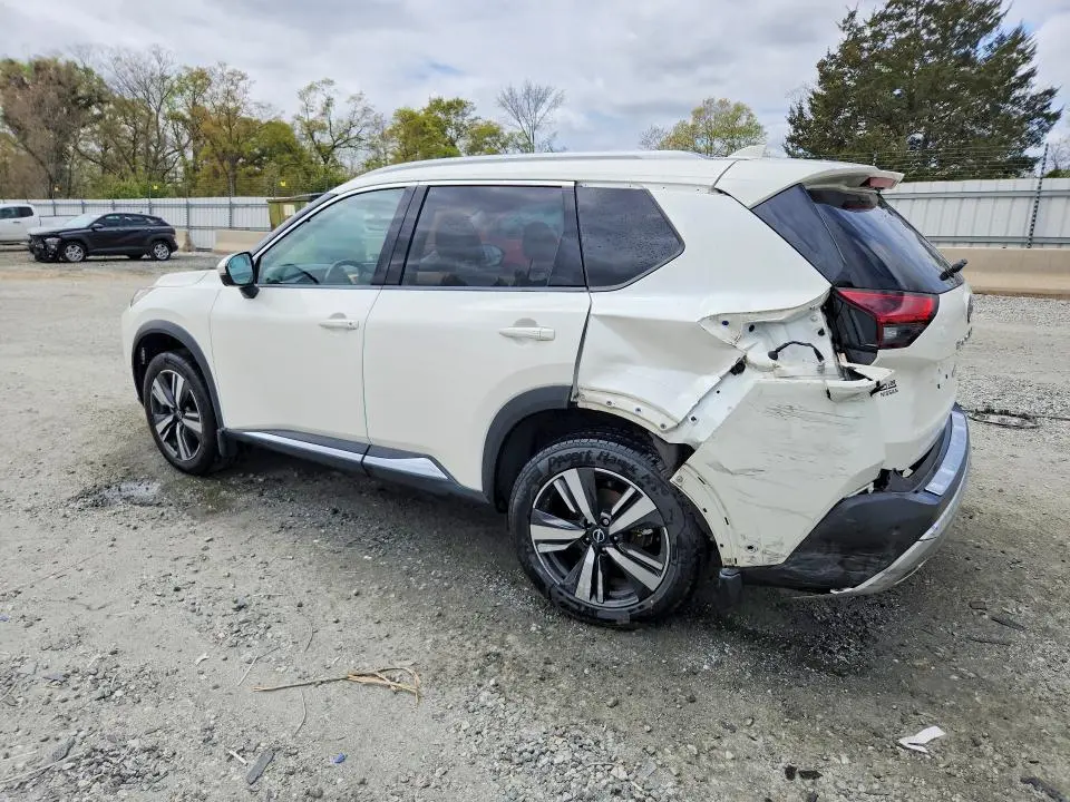 2022 NISSAN ROGUE PLATINUM  