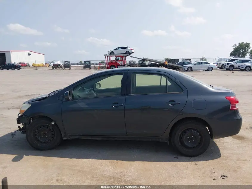 2012 TOYOTA YARIS  