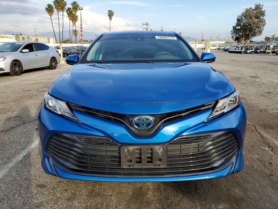 2020 TOYOTA CAMRY LE  