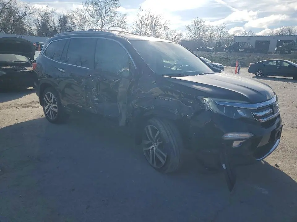 2017 HONDA PILOT TOURING  