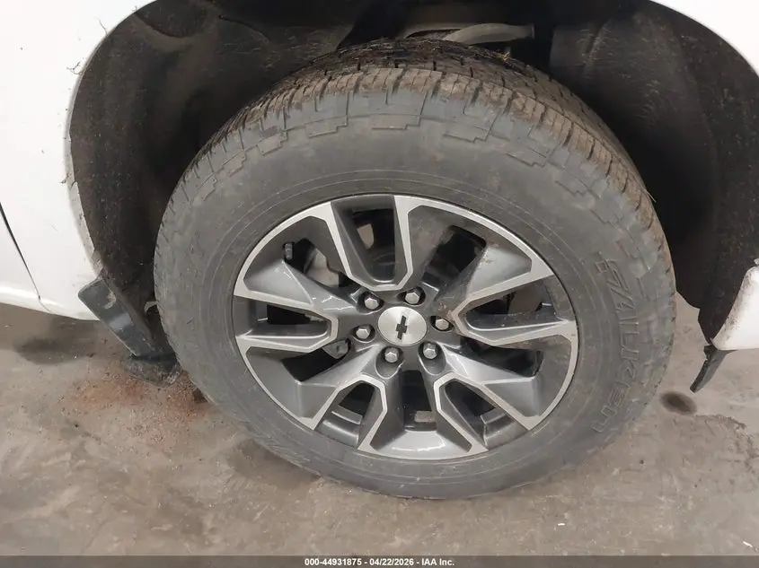 2022 CHEVROLET SILVERADO 1500 4WD  SHORT BED RST