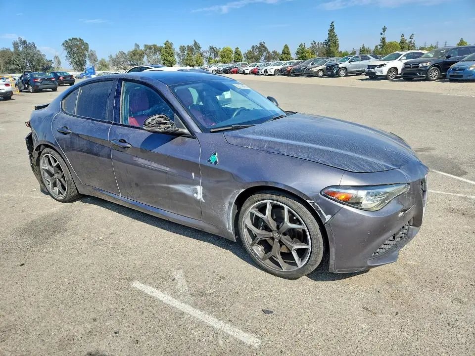 2019 ALFA ROMEO GIULIA   