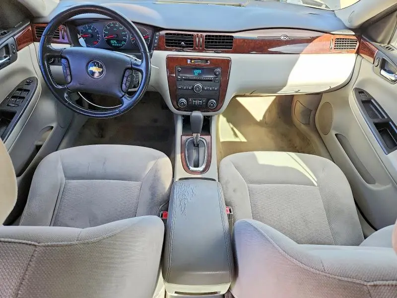 2011 CHEVROLET IMPALA LT  