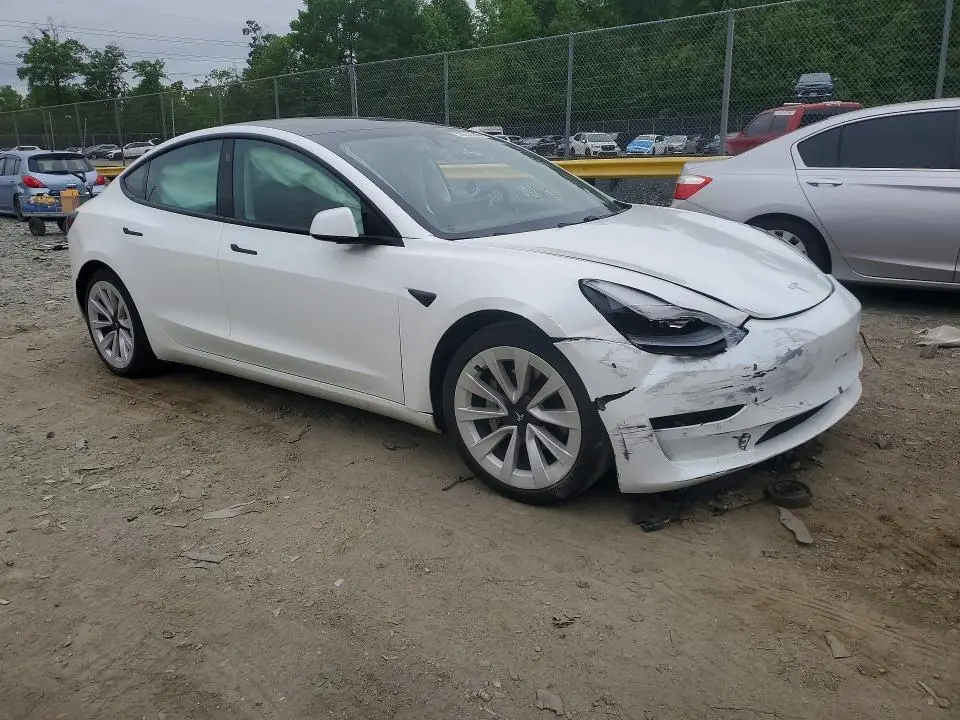 2021 TESLA MODEL 3   