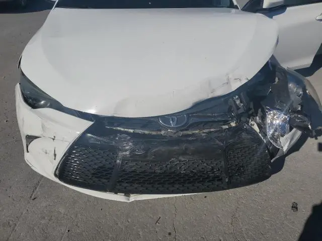 2016 TOYOTA CAMRY LE  