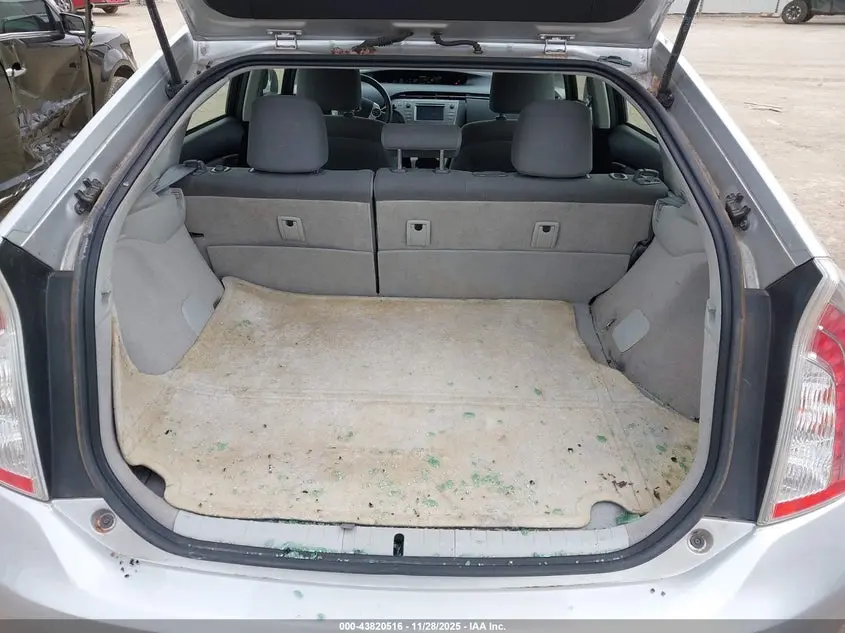 2013 TOYOTA PRIUS TWO