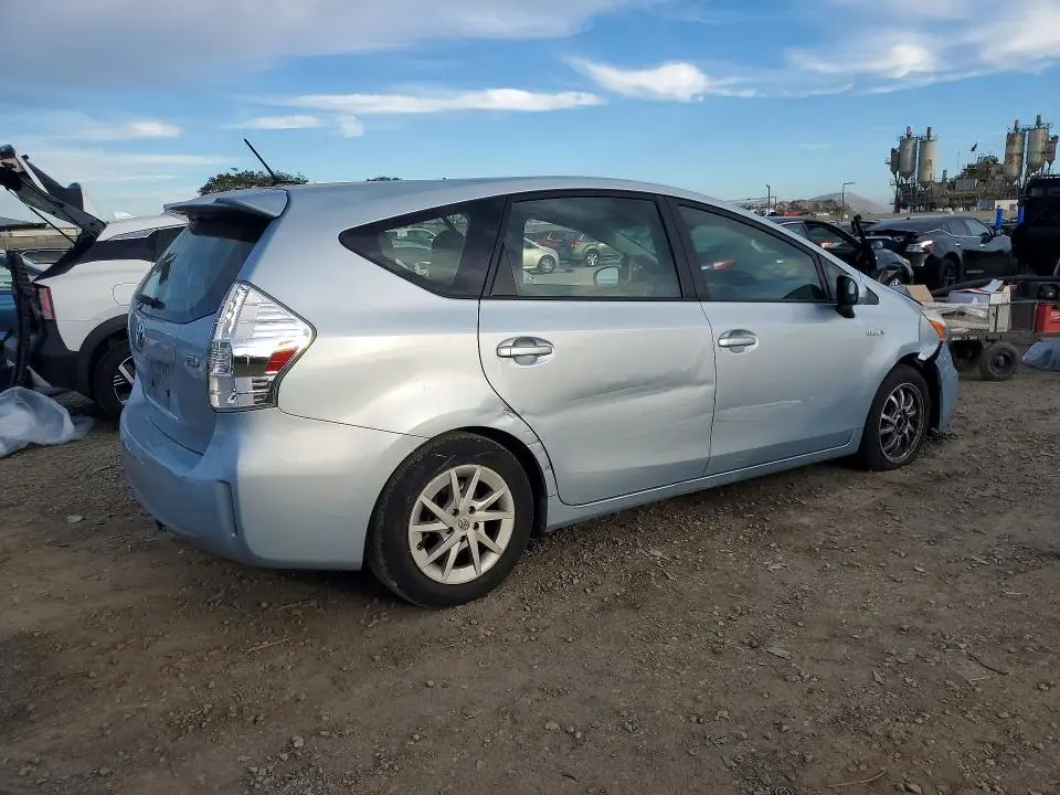 2013 TOYOTA PRIUS V THREE  