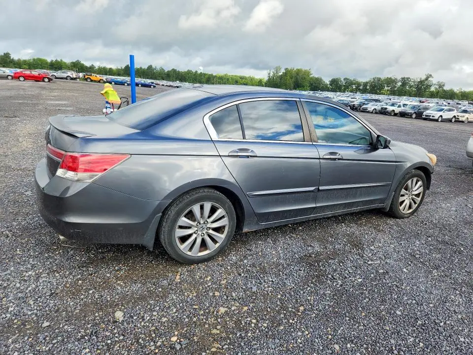 2011 HONDA ACCORD EXL  