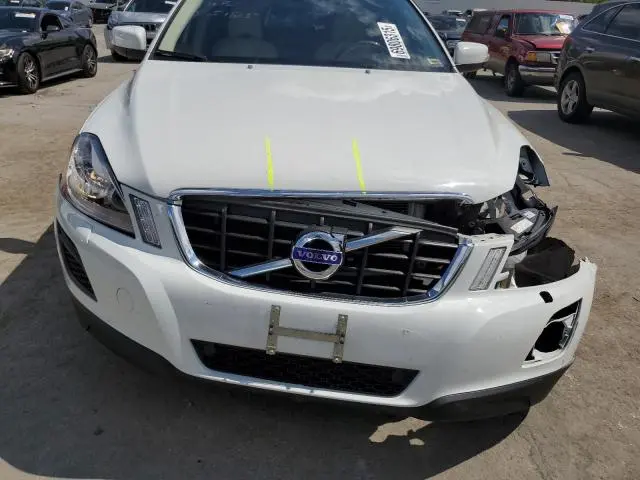 2013 VOLVO XC60 3.2  