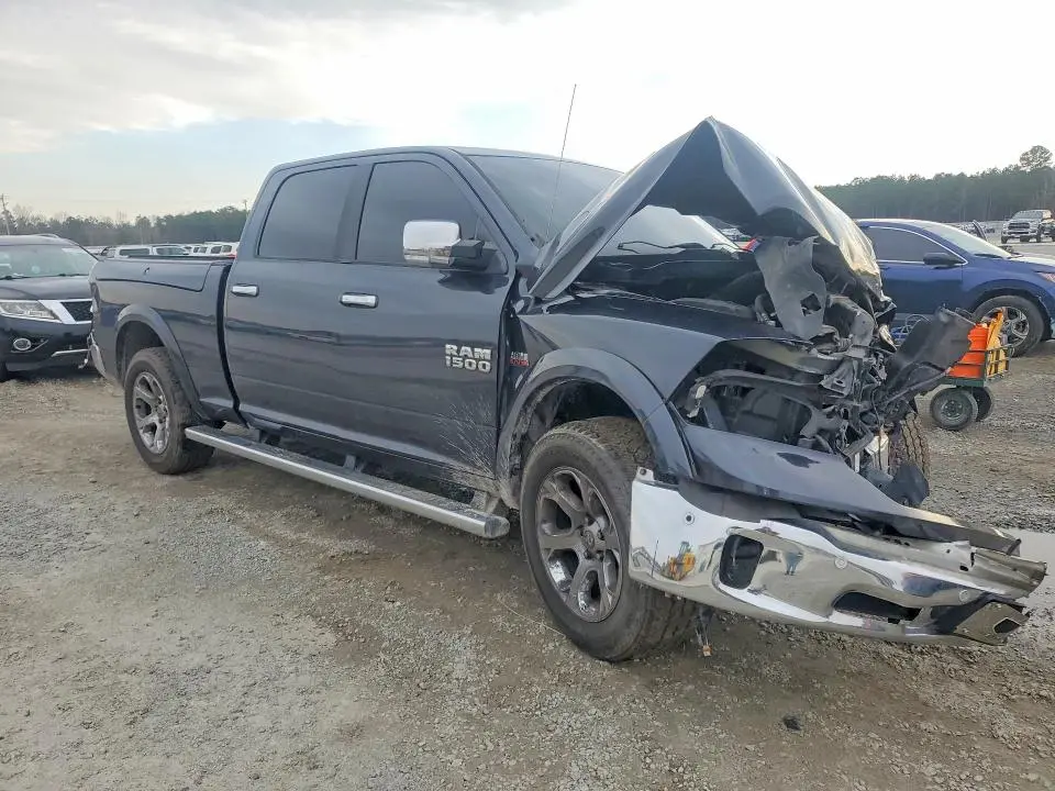 2018 RAM 1500 LARAMIE  