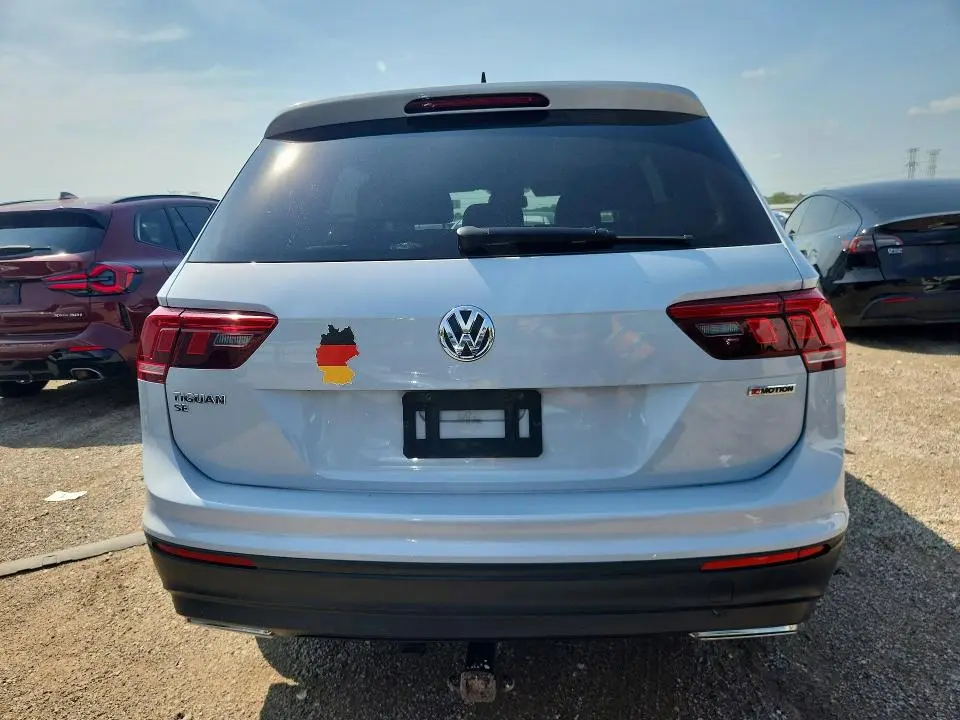 2019 VOLKSWAGEN TIGUAN SE  