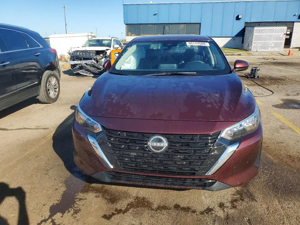 2025 NISSAN SENTRA SV  