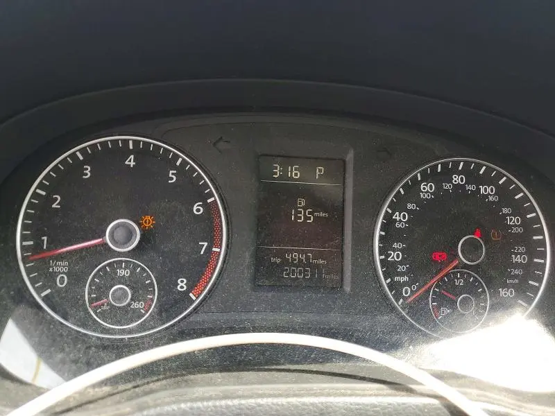 2015 VOLKSWAGEN PASSAT S  