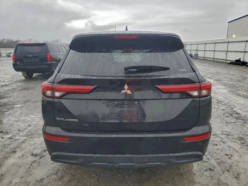 2022 MITSUBISHI OUTLANDER ES  