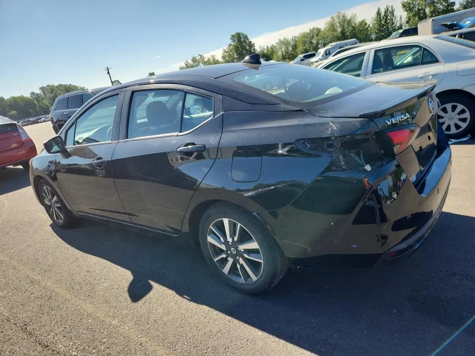 2021 NISSAN VERSA SV  