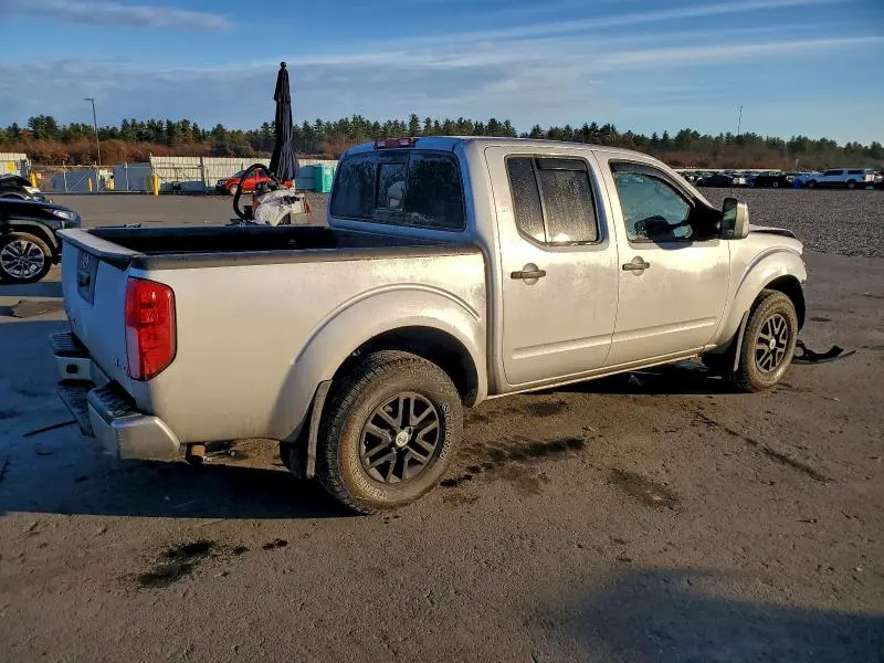 2017 NISSAN FRONTIER S  