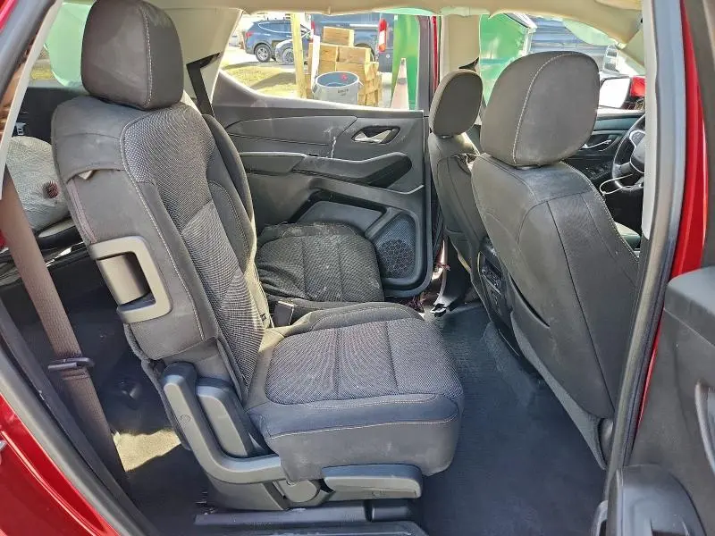 2020 CHEVROLET TRAVERSE LT  