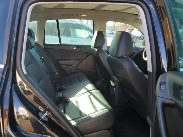 2017 VOLKSWAGEN TIGUAN WOLFSBURG  