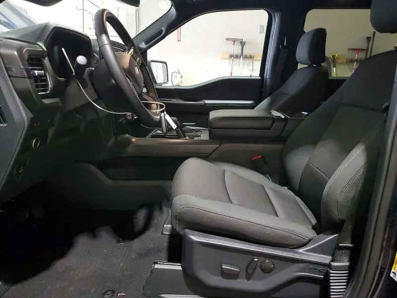 2024 FORD F150 XLT  