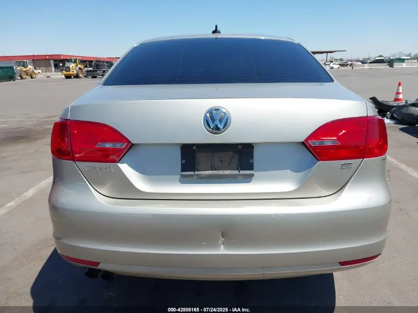 2014 VOLKSWAGEN JETTA 1.8T SE