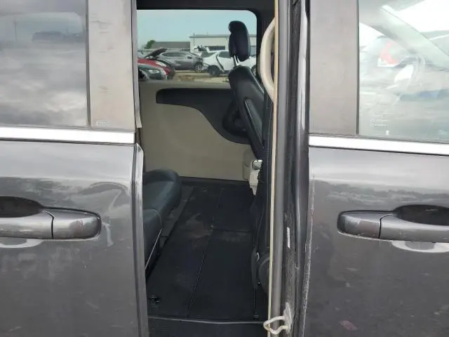 2012 CHRYSLER TOWN & COUNTRY TOURING  