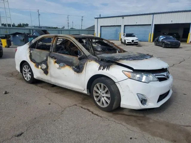 2012 TOYOTA CAMRY SE  