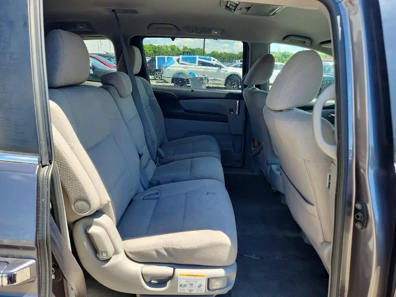 2016 HONDA ODYSSEY SE  