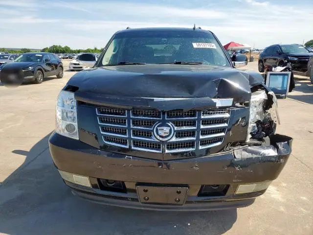 2011 CADILLAC ESCALADE ESV LUXURY  