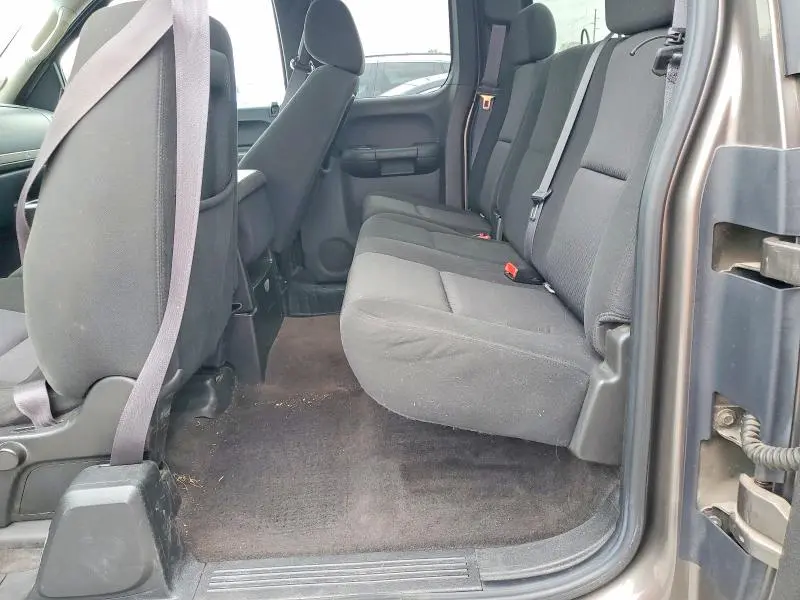 2011 CHEVROLET SILVERADO K1500 LT  