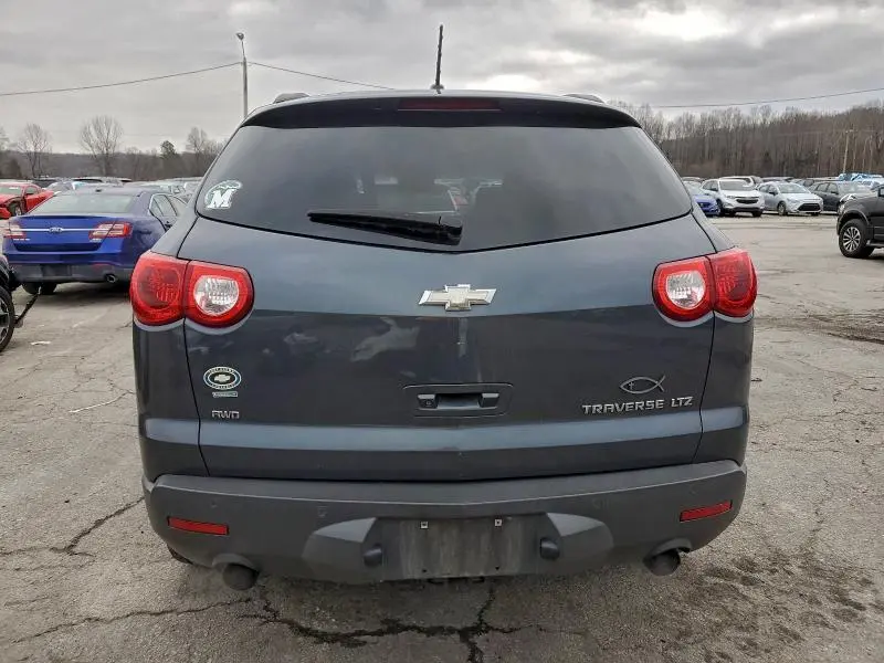 2011 CHEVROLET TRAVERSE LTZ  