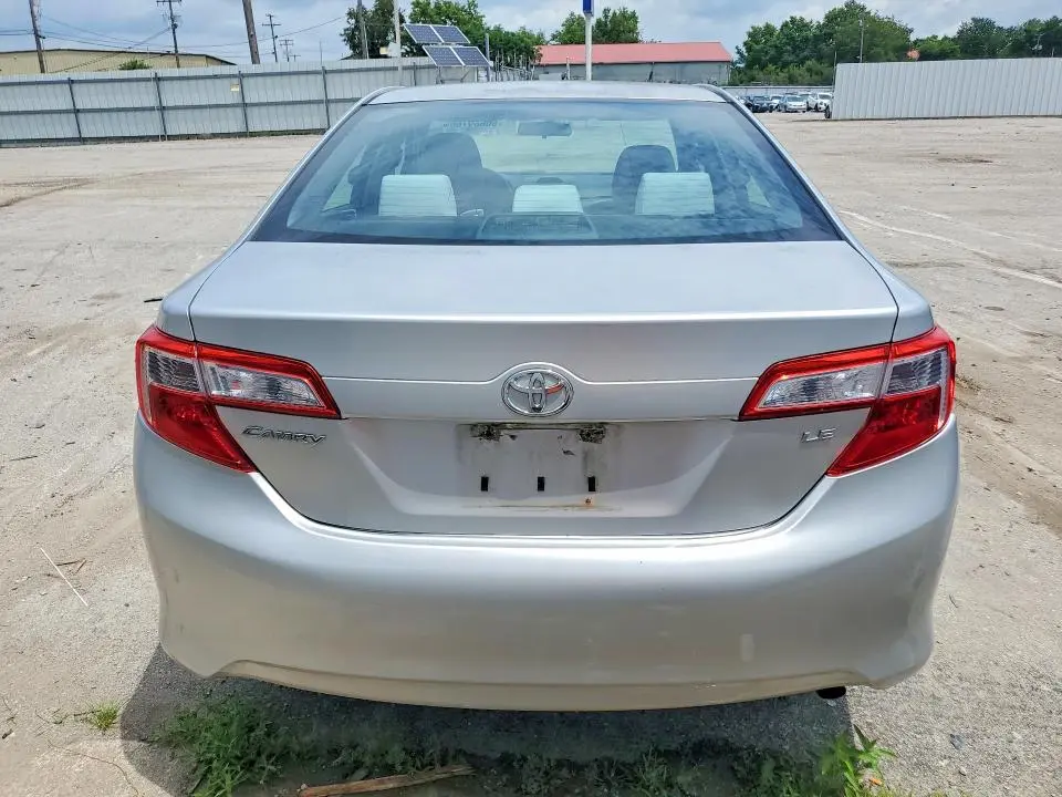 2012 TOYOTA CAMRY LE  