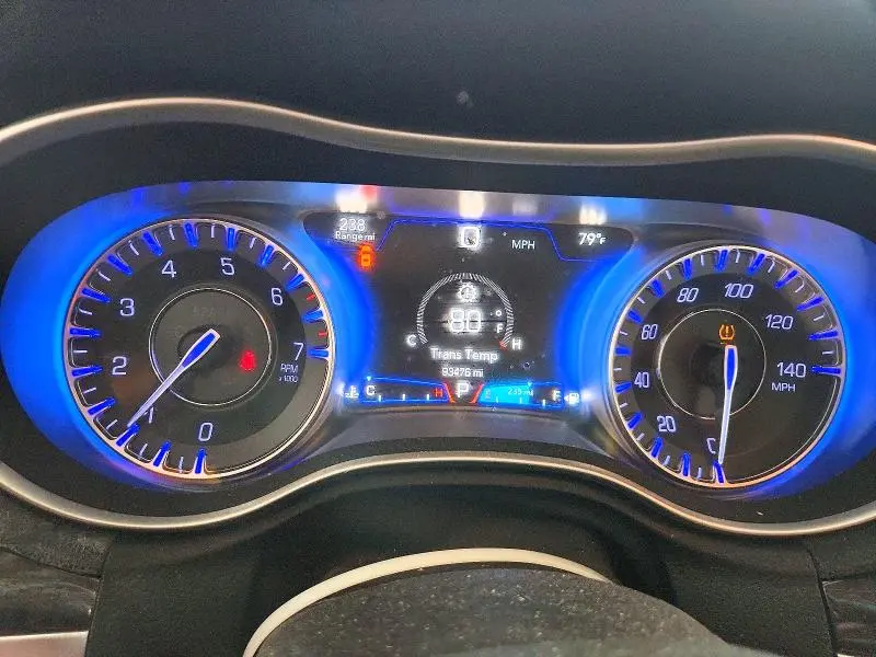 2015 CHRYSLER 300 LIMITED  