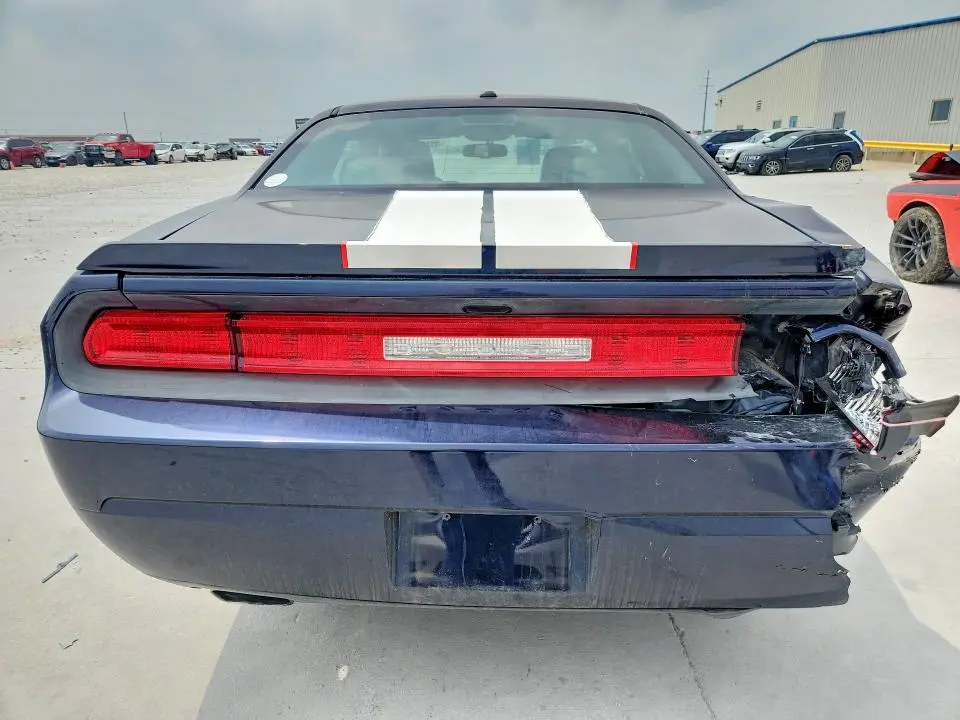 2011 DODGE CHALLENGER   