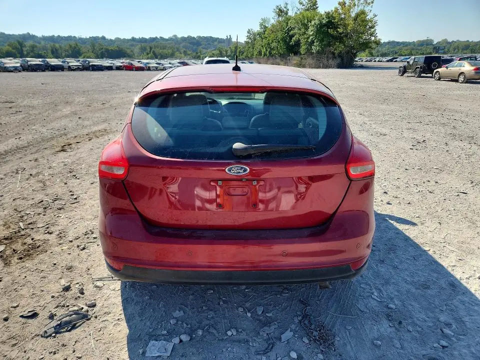 2015 FORD FOCUS TITANIUM  