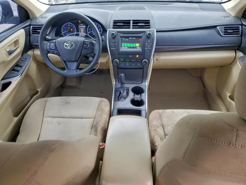 2016 TOYOTA CAMRY LE  