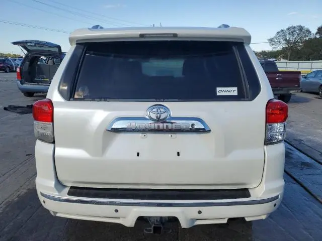 2011 TOYOTA 4RUNNER SR5  