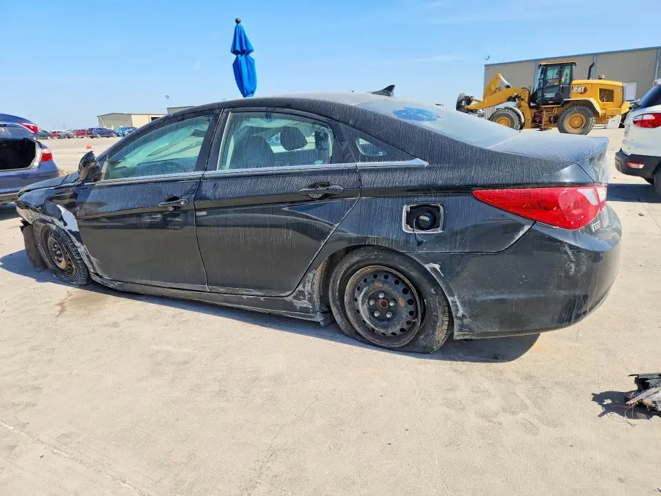 2011 HYUNDAI SONATA GLS  