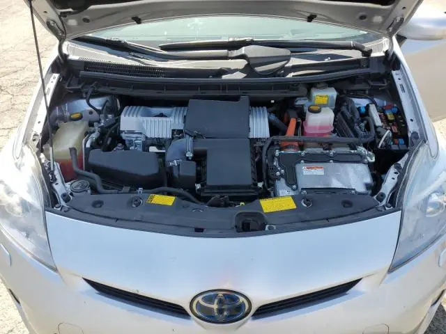 2012 TOYOTA PRIUS PLUG-IN   