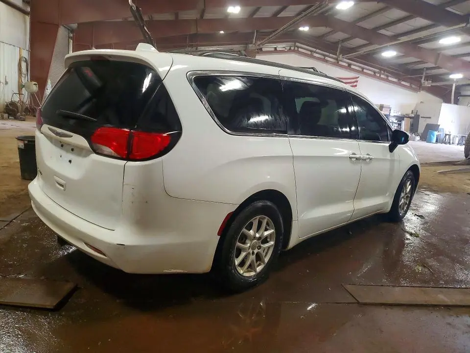 2020 CHRYSLER VOYAGER LXI  